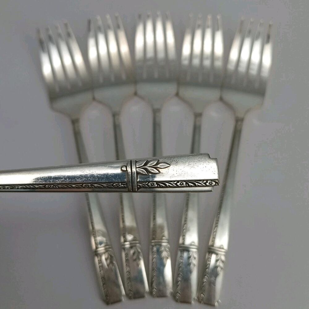 6X SF Oneida Prestige GRENOBLE Silverplate Salad Forks